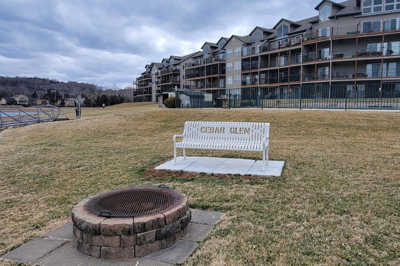 Step-Free Camdenton Condo With Boat Ramp, Dock, Slip المظهر الخارجي الصورة